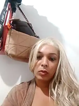 transgirl26 online show from April 14, 2026, 8:59 pm