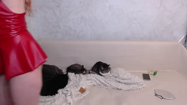 Olivia Winston online show from November 14, 2025, 12:20 am