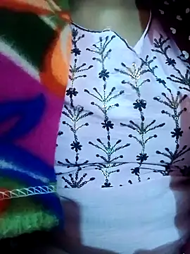 Snapshot of Mangla_Bhabhi chatting on January 5, 2025, 3:45 pm Mangla Bhabhi online show from January 5, 2025, 3:45 pm