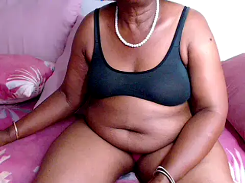 Snapshot of Freakyassnwildx chatting on December 10, 2024, 2:17 pm Freakyassnwildx online show from December 10, 2024, 2:17 pm