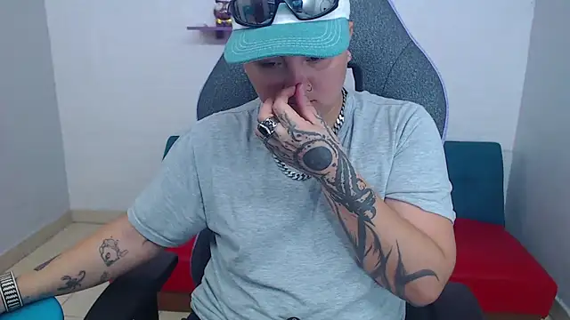 isabeautyx19 online show from January 30, 2025, 5:28 pm