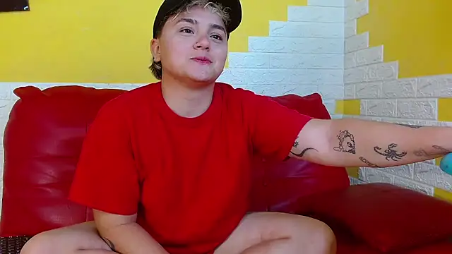 isabeautyx19 online show from March 11, 2025, 4:10 am