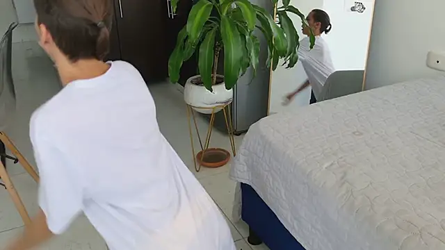 grey   27 online show from March 10, 2025, 8:56 pm