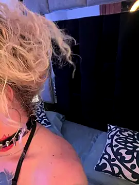 Bonnie vega online show from October 18, 2025, 12:57 am