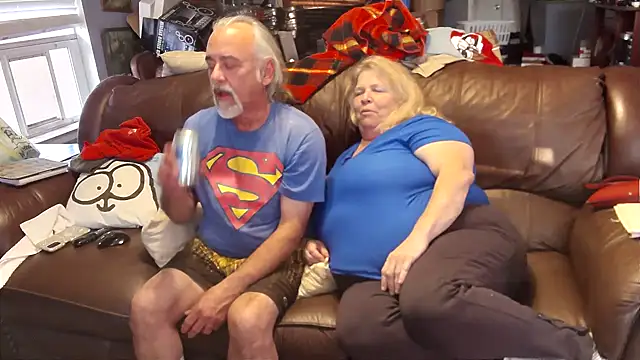 PincheDave4u online show from February 26, 2025, 11:48 pm