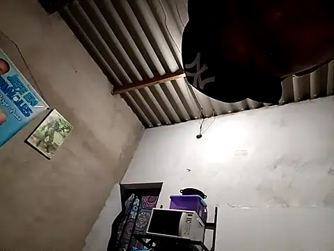 yoryisexi online show from September 18, 2025, 3:30 am