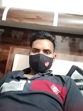 GaramchutLand96 online show from December 18, 2024, 5:52 pm