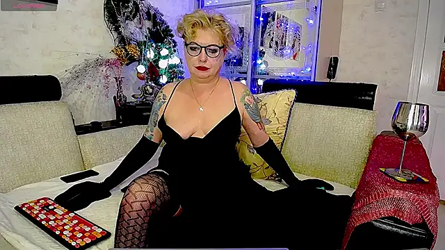 -Yourwoman- online show from December 24, 2024, 6:17 pm