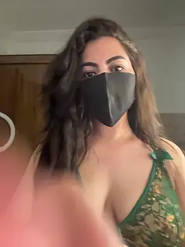 Hot-Sarah-arab online show from May 12, 2026, 10:40 pm