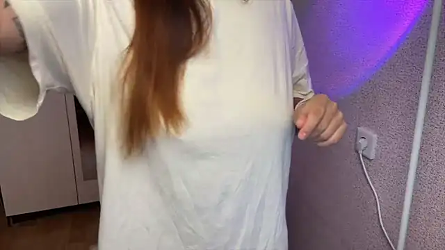 Katrin  kiss online show from July 15, 2026, 3:39 pm