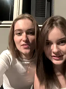 Goldloeckchen159 online show from December 13, 2025, 8:58 pm