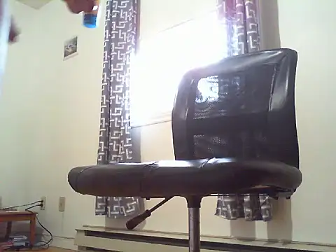 bubbleishus33 online show from October 14, 2025, 3:24 pm