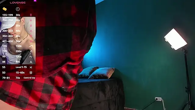 Brat  online show from February 14, 2025, 11:42 am