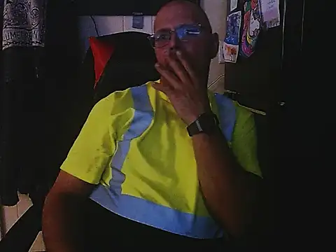 KrazyLegz online show from September 24, 2025, 11:52 pm