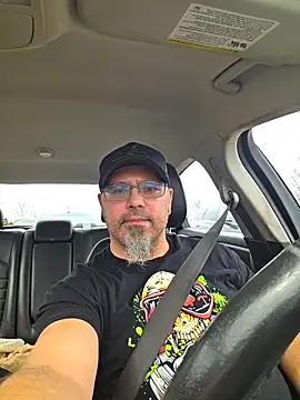 KrazyLegz online show from March 7, 2026, 4:48 pm