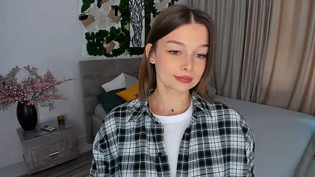 ContinentOfTranquility online show from February 10, 2025, 7:26 am