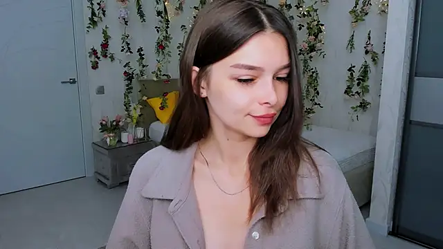 ContinentOfTranquility online show from September 10, 2025, 1:05 am