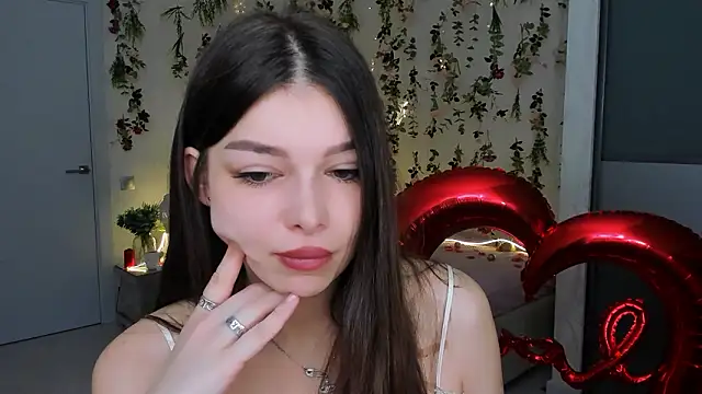 Snapshot of ContinentOfTranquility chatting on February 15, 2026, 4:09 am ContinentOfTranquility online show from February 15, 2026, 4:09 am