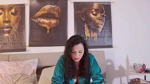 ReiyaRey online show from January 14, 2026, 9:09 pm