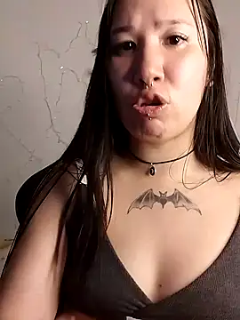 Japabaixinha online show from December 18, 2024, 5:26 am