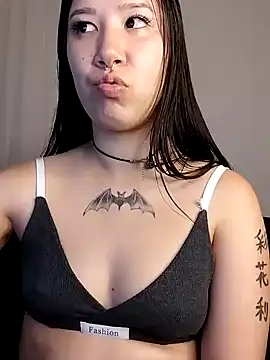 Japabaixinha online show from January 3, 2025, 2:54 am