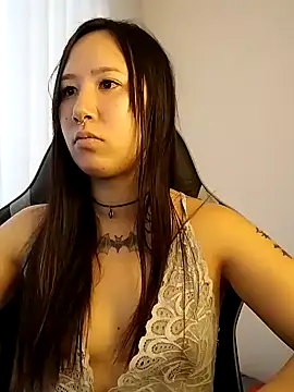 Japabaixinha online show from February 5, 2025, 8:35 pm