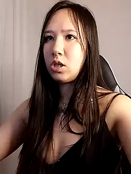 Japabaixinha online show from February 10, 2025, 3:46 am