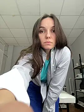 Snapshot of Jinna_milli chatting on February 4, 2025, 8:35 am Jinna milli online show from February 4, 2025, 8:35 am