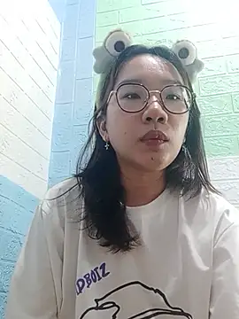 Snapshot of Nanoko chatting on May 31, 2026, 4:47 pm Nanoko online show from May 31, 2026, 4:47 pm