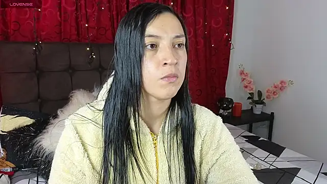 Majuu   online show from September 18, 2025, 6:21 pm