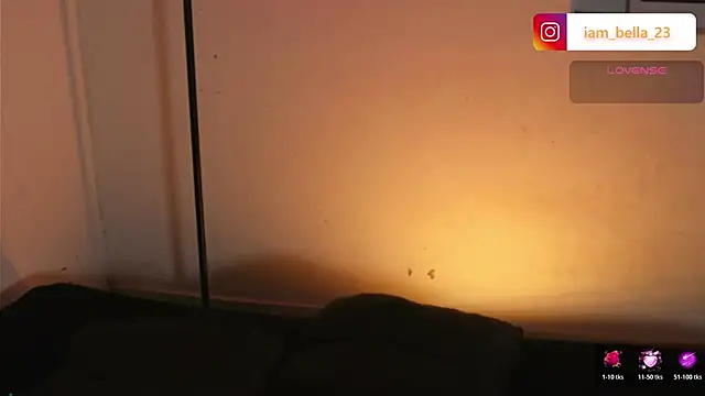 yourtoybella online show from March 9, 2026, 6:34 pm