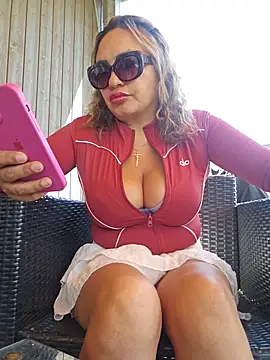 Snapshot of Afroditecash chatting on May 27, 2026, 10:01 am Afroditecash online show from May 27, 2026, 10:01 am