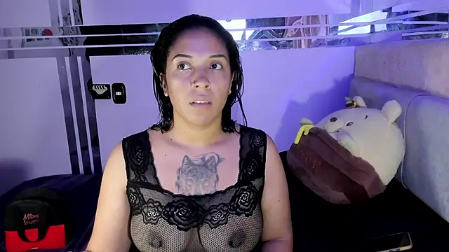 celesttemoon online show from May 5, 2026, 7:33 pm