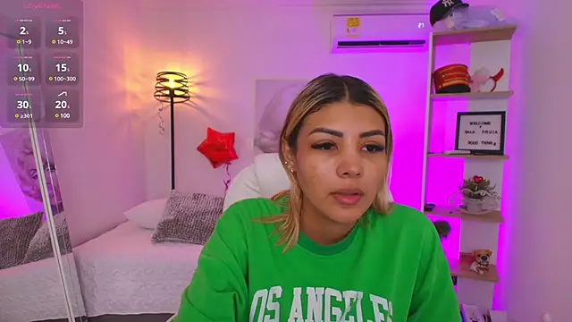 SALOOMEE   online show from March 15, 2025, 11:51 am