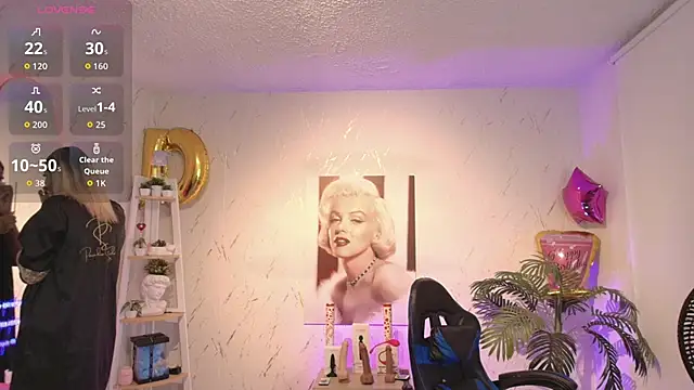 SALOOMEE   online show from September 29, 2025, 10:53 am