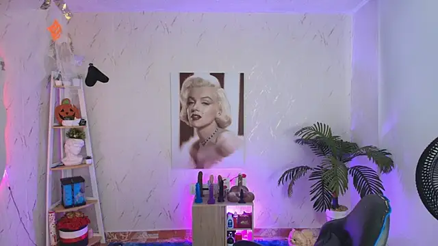 SALOOMEE   online show from April 12, 2026, 12:10 pm