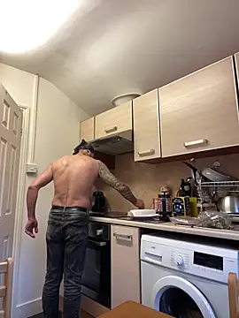 Yourhotboy 42 online show from February 20, 2026, 4:40 pm