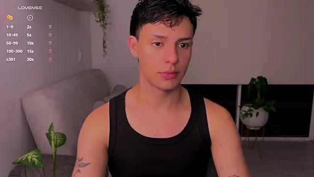 Alexxblue online show from October 24, 2025, 5:37 am