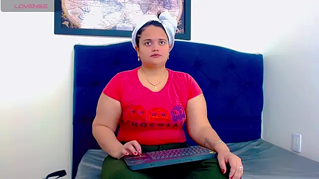 brunnette hot online show from October 30, 2025, 11:00 am