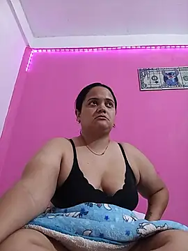 brunnette hot online show from June 3, 2026, 10:51 am