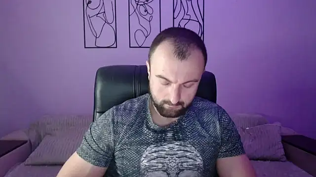 brindlefly6969 online show from February 10, 2026, 12:09 pm