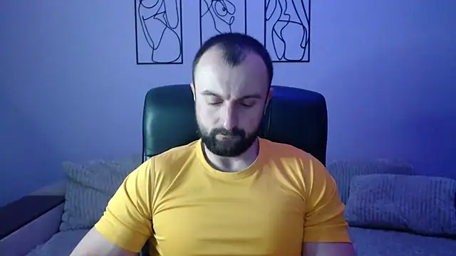 brindlefly6969 online show from February 19, 2026, 11:28 am