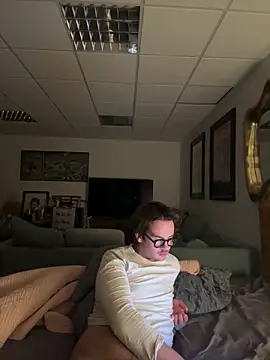 hardmecl online show from January 8, 2025, 9:44 pm