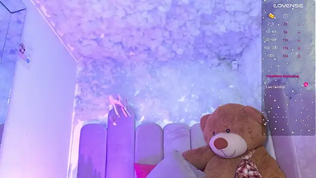 puca ebony online show from November 11, 2025, 7:36 pm