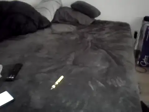 Iliketocooksquirt25 online show from February 19, 2025, 1:28 pm