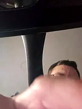 Iliketocooksquirt25 online show from February 2, 2026, 1:26 am