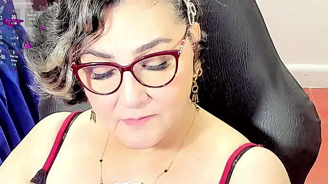 cataleya mom online show from February 6, 2026, 2:27 am