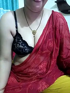 Priya Boudi online show from March 20, 2025, 1:59 pm