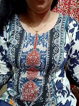 Priya Boudi online show from October 13, 2025, 6:41 pm