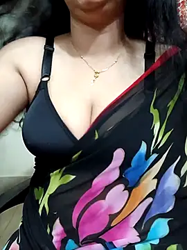 Priya Boudi online show from November 7, 2025, 6:19 pm